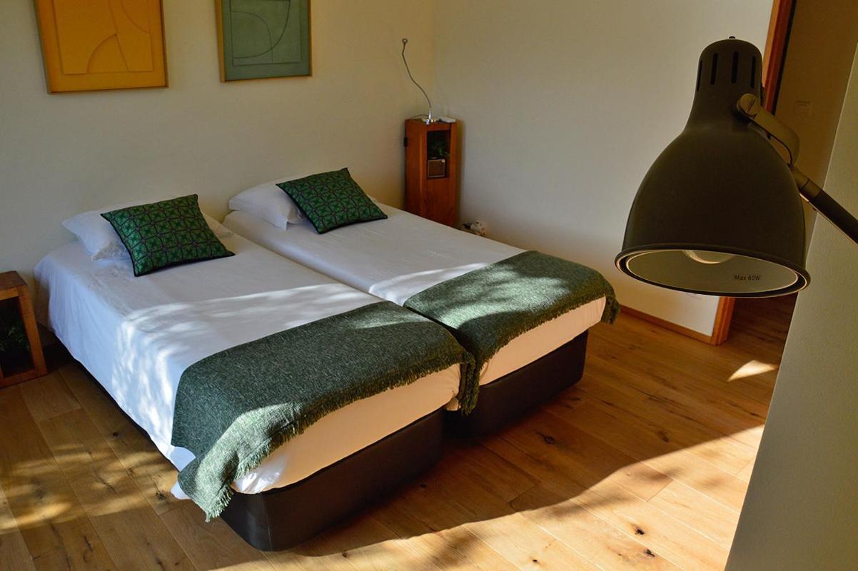 Casas De Pousadouro Baião Esterno foto