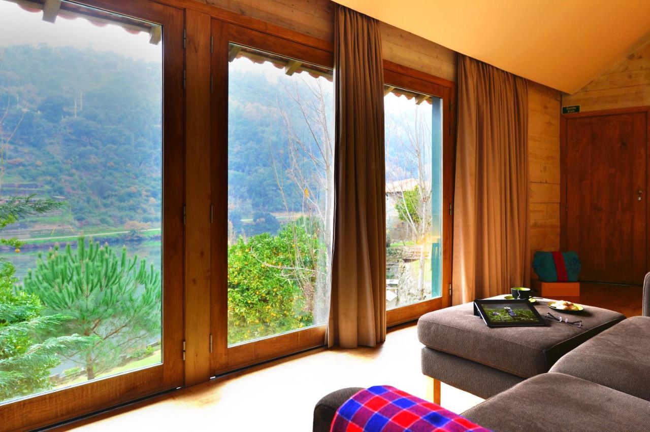 Casas De Pousadouro Baião Esterno foto
